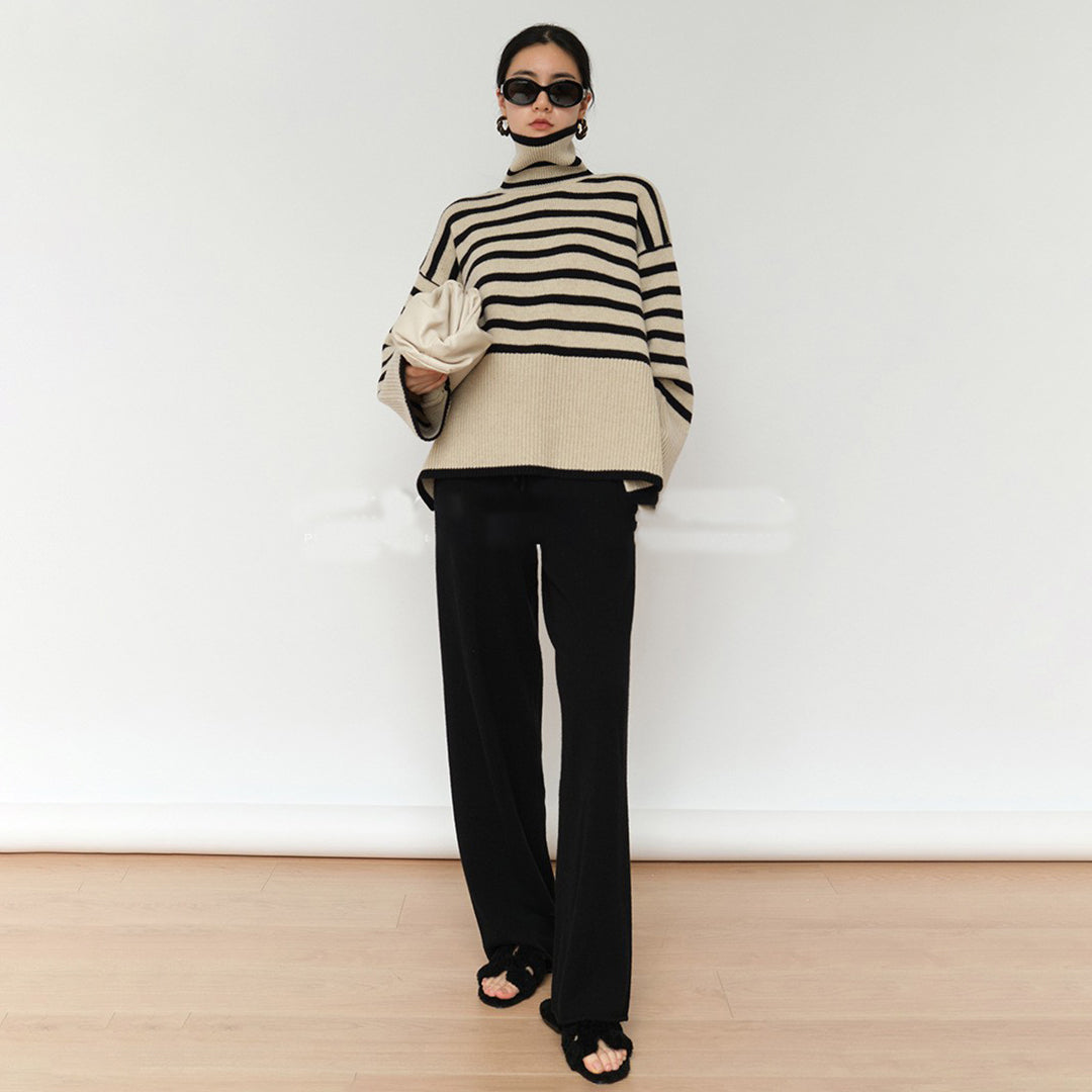 Rollkragenpullover mit Streifen