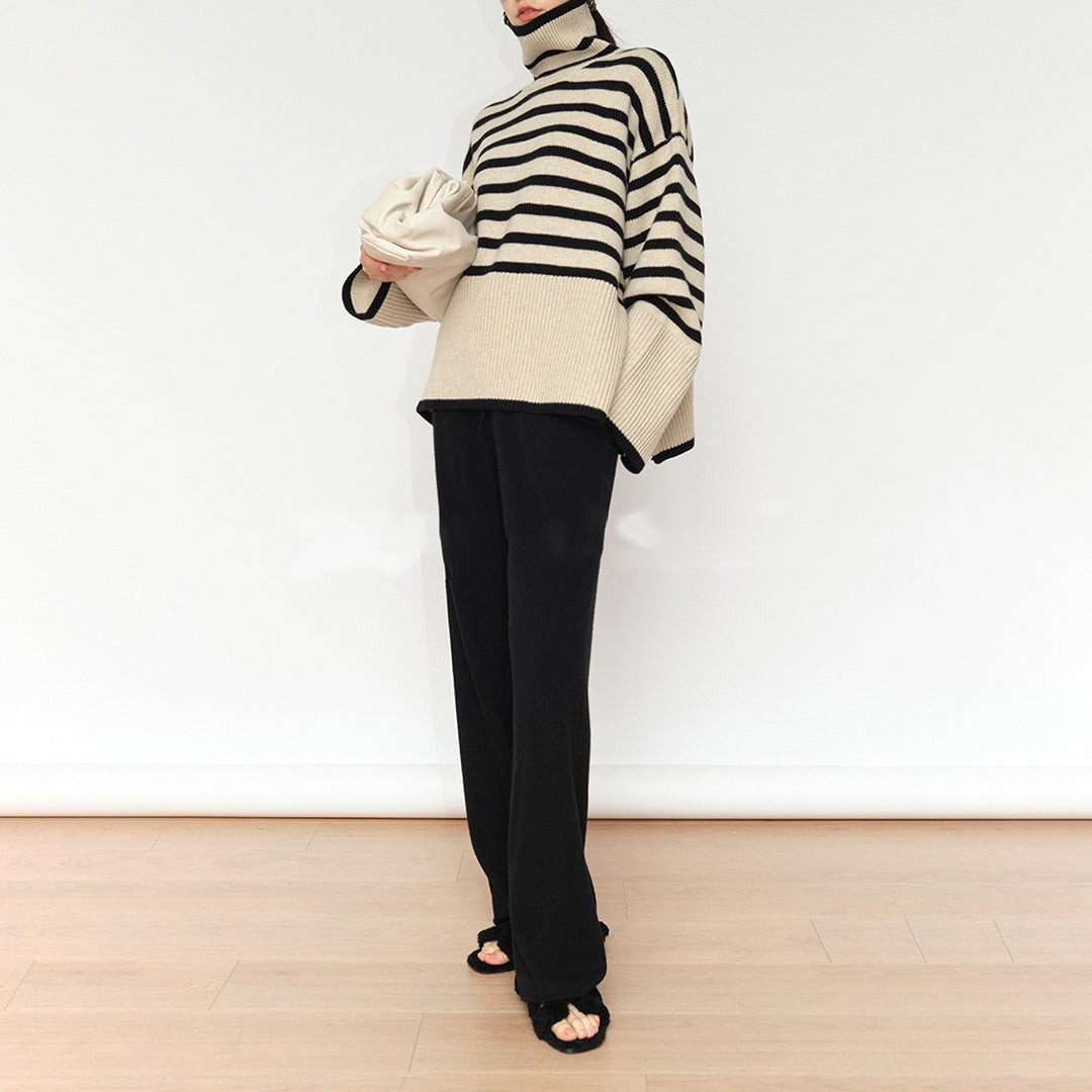 Rollkragenpullover mit Streifen