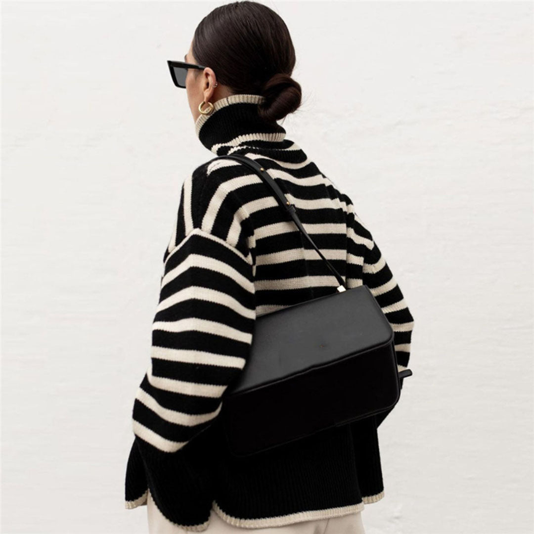 Rollkragenpullover mit Streifen