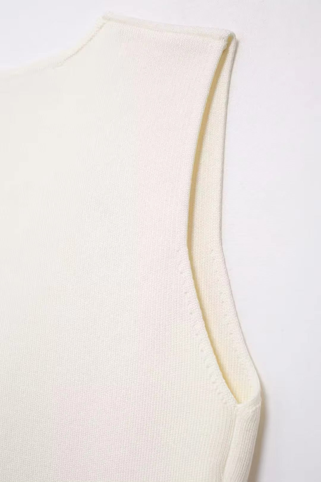 Stricktop mit Knöpfen
